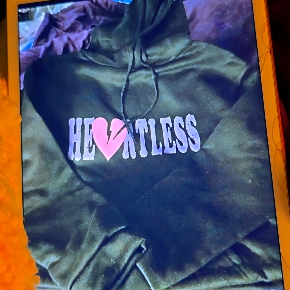 Sweat shirt